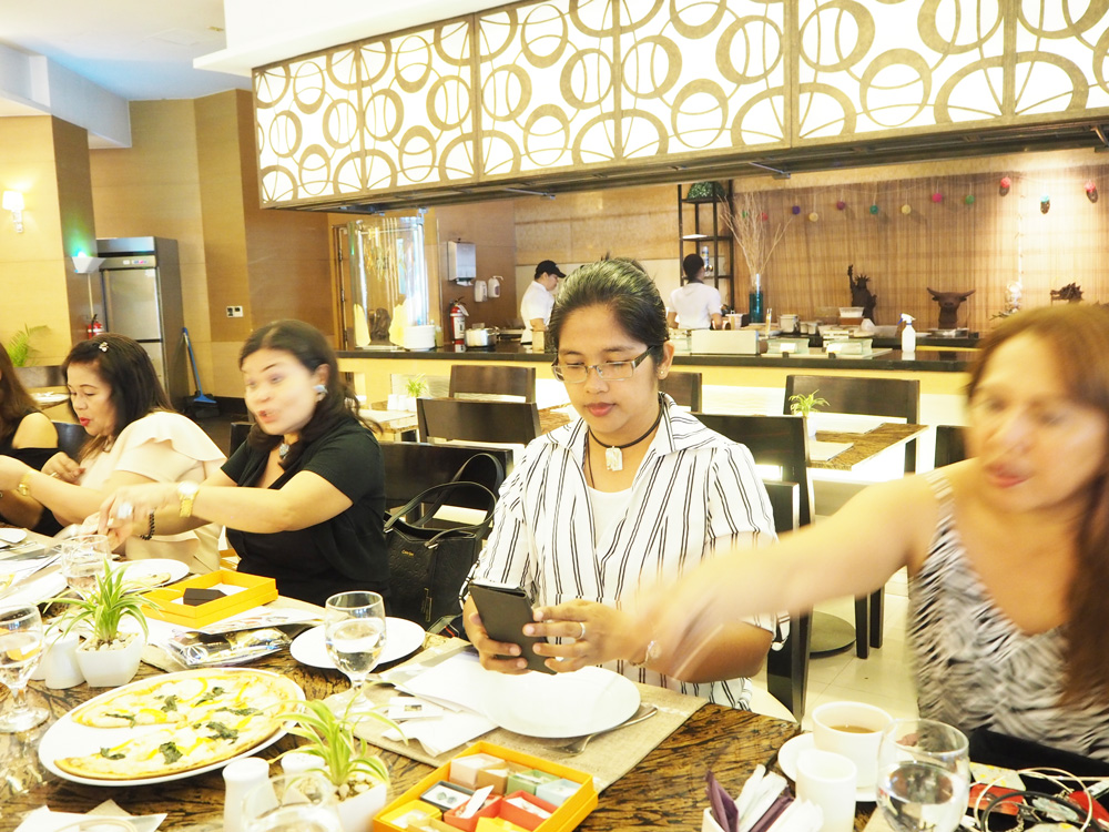 三重県津市コムデシオ