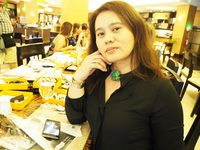 三重県津市コムデシオ